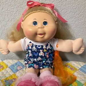 Cabbage Patch Kid Girl Blonde Cornsilk Hair Blue Eyes Jazwares JZ-11K 2021